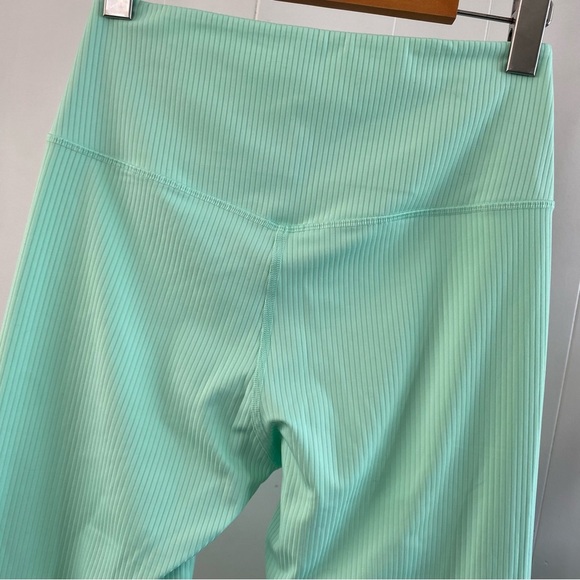 Girlfriend Collective Breeze RIB High-Rise Legging Mint Ribbed High Rise 23 3/4” - Picture 4 of 7